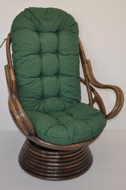 Ratanové houpací křeslo Swivel hnědé polstr tmavě zelený melír
